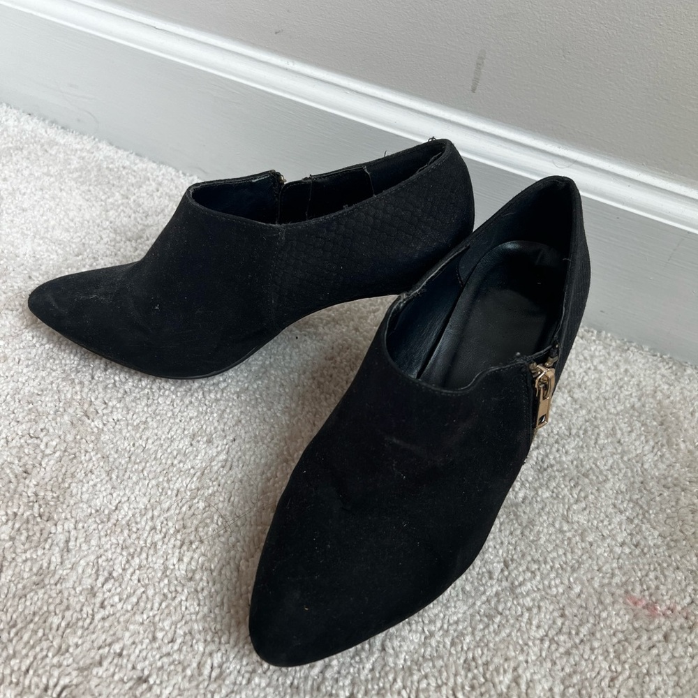Elegant Black Women's Shoes